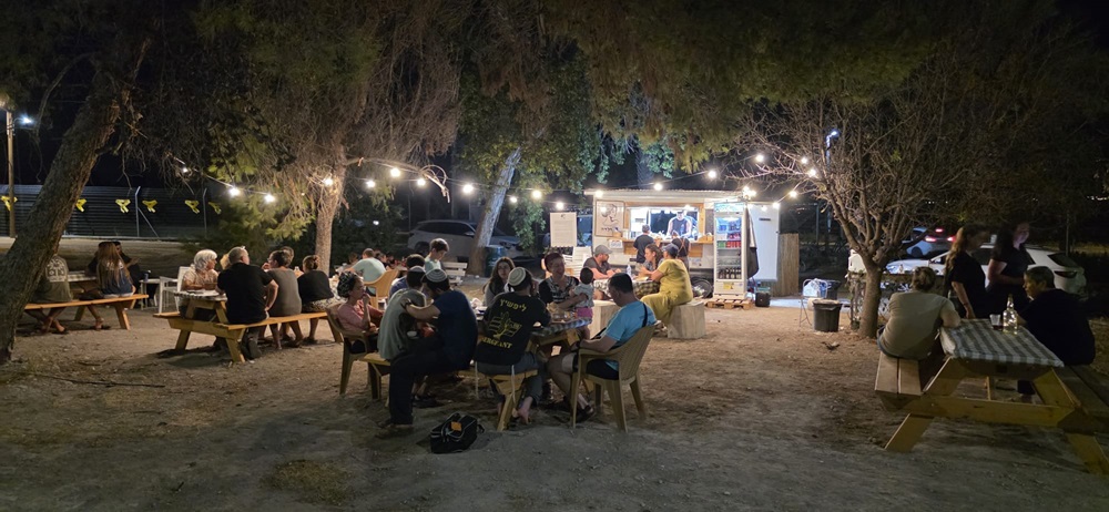 באדיבות מתילדה: עגלת בשר כשרה בעין הנציב