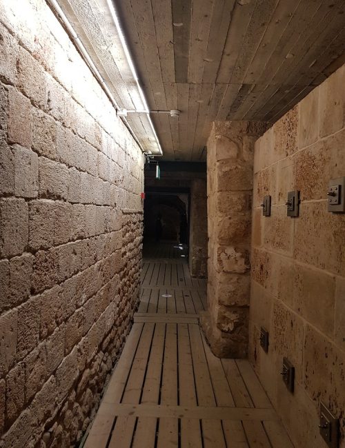 אולמות האבירים עכו העתיקה