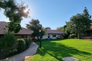 אירוח הר אודם