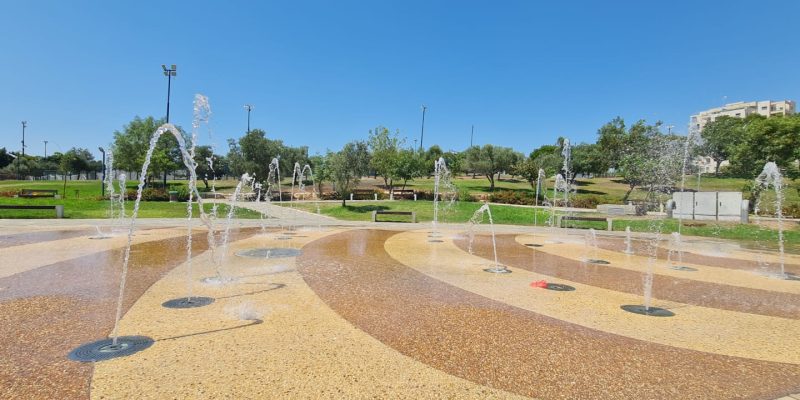 מתחם מזרקות לרחצה בפארק חי העמק - פארק עירוני עפולה
