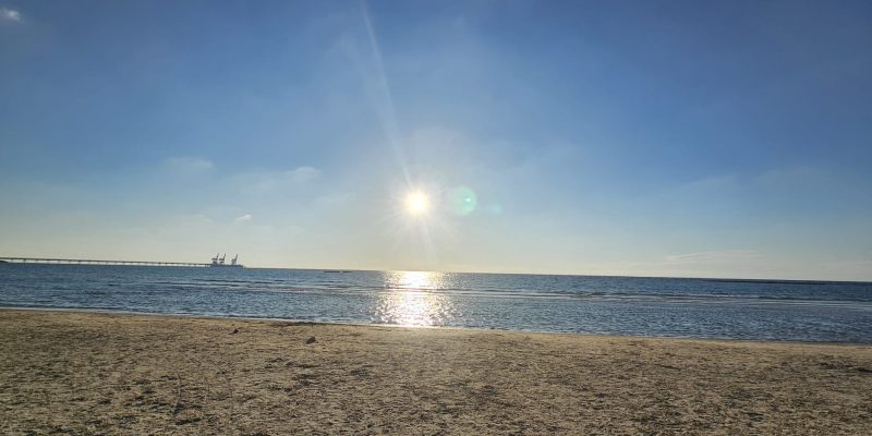 חוף שדות ים: פנינה קסומה במרכז הארץ