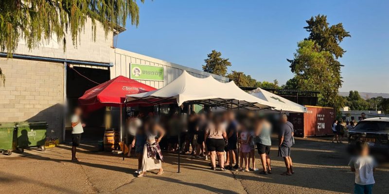 קלומפוס: פודטראק דיינר אמריקאי בקיבוץ דפנה