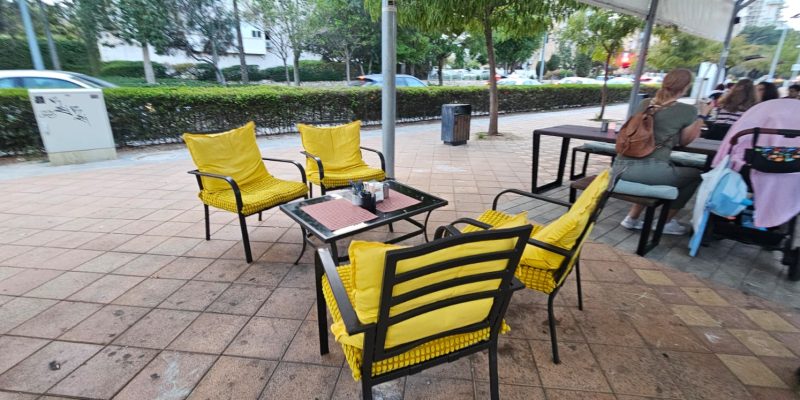 נקודה: עגלת קפה בקריית מוצקין