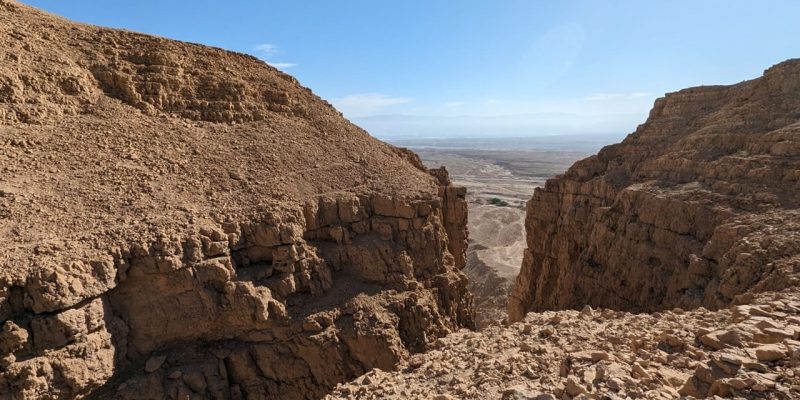 קניון נחל תמר: טיול סולמות ודרגיות